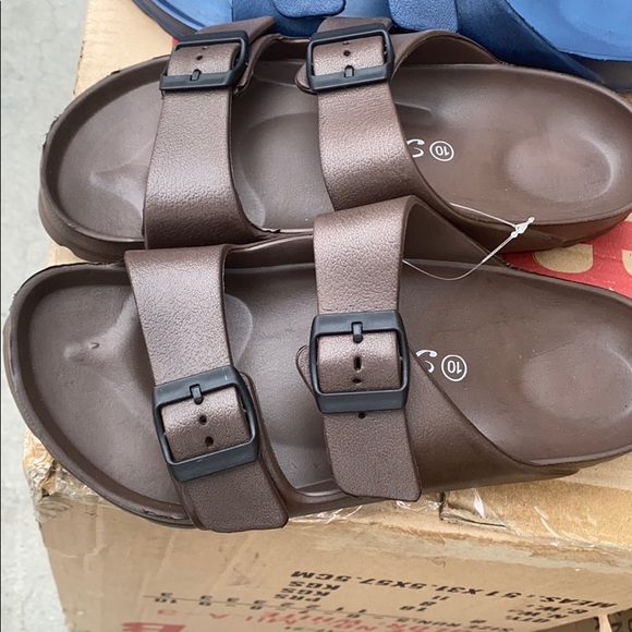 Women and men - Picture 1 of 1